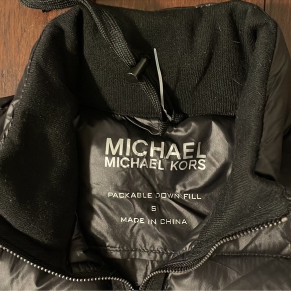Michael Kors puffer quilted black vest jacket - Picture 5 of 10